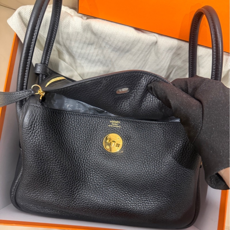 99新帶膜❤️ 愛馬仕 #lindy26 #黑金 #TC皮 #金釦-15
