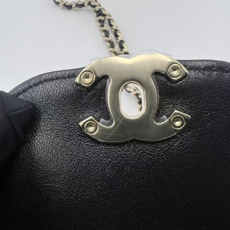 香奈兒 Kelly 漆皮黑金手提單肩斜挎包-1