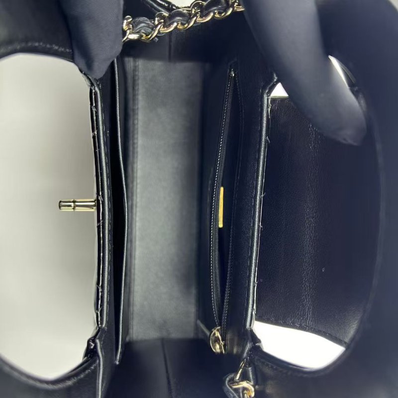 香奈兒 Kelly 漆皮黑金手提單肩斜挎包-11