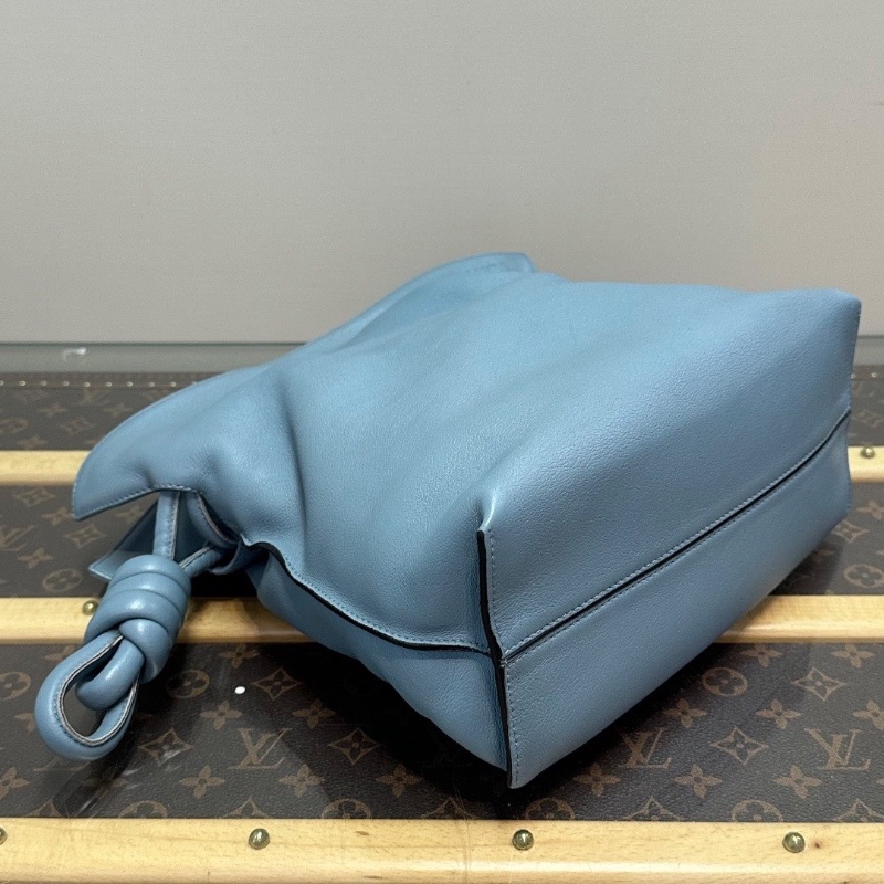 LOEWE 藍色flamenco系列肩背斜背包26*30*11.5 98新配件盒子塵袋-5