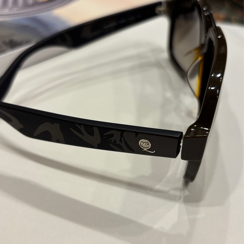 MCQ 橄欖綠太陽眼鏡-7