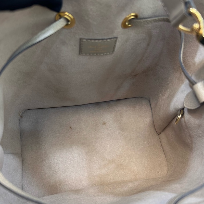 🩶路易威登大象灰水桶包LV斑鳩灰牛皮NéoNoé MM抽繩水桶包M45555-13