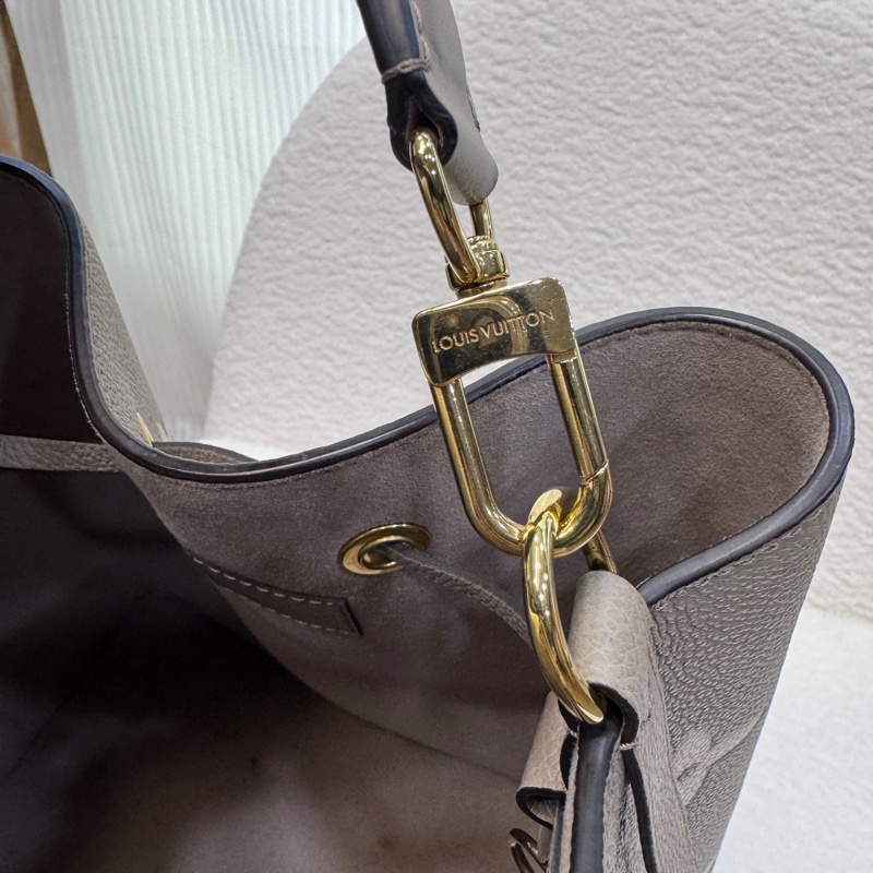 送🔥內膽包路易威登大象灰水桶包LV斑鳩灰牛皮NéoNoé MM抽繩水桶包M45555-22