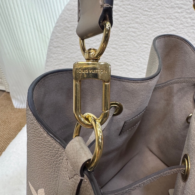 送🔥內膽包路易威登大象灰水桶包LV斑鳩灰牛皮NéoNoé MM抽繩水桶包M45555-23