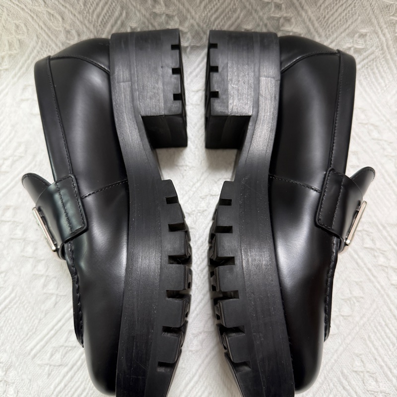 97新 Chanel 香奈兒黑銀 厚底鞋樂福鞋休閒皮鞋 36碼-1