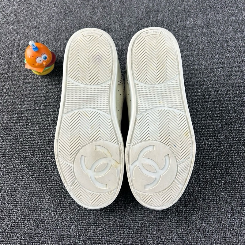 Chanel香奈兒黑白熊貓板鞋 尺碼：36.5-12