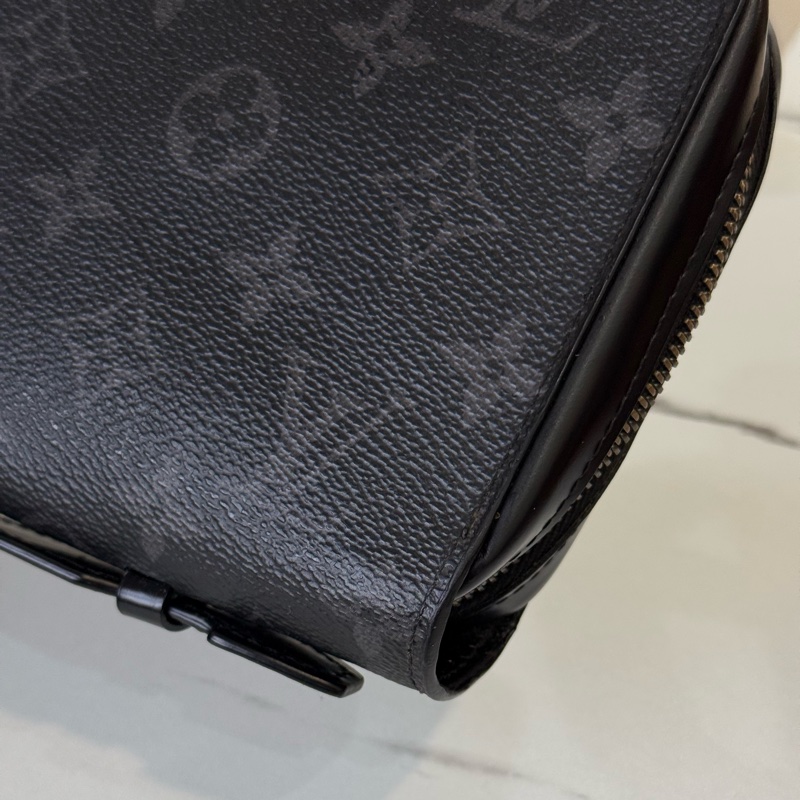Lv Zippy Xl 黑老花商務手拿包/長夾-10