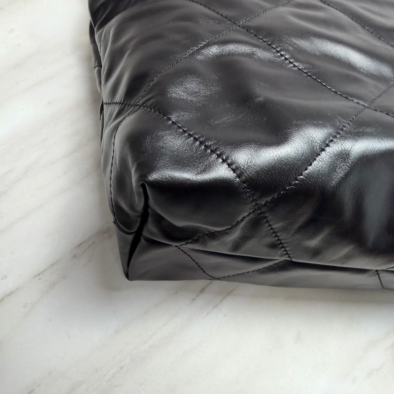 Chanel 香奈兒 22 Bag 黑金 小號-10