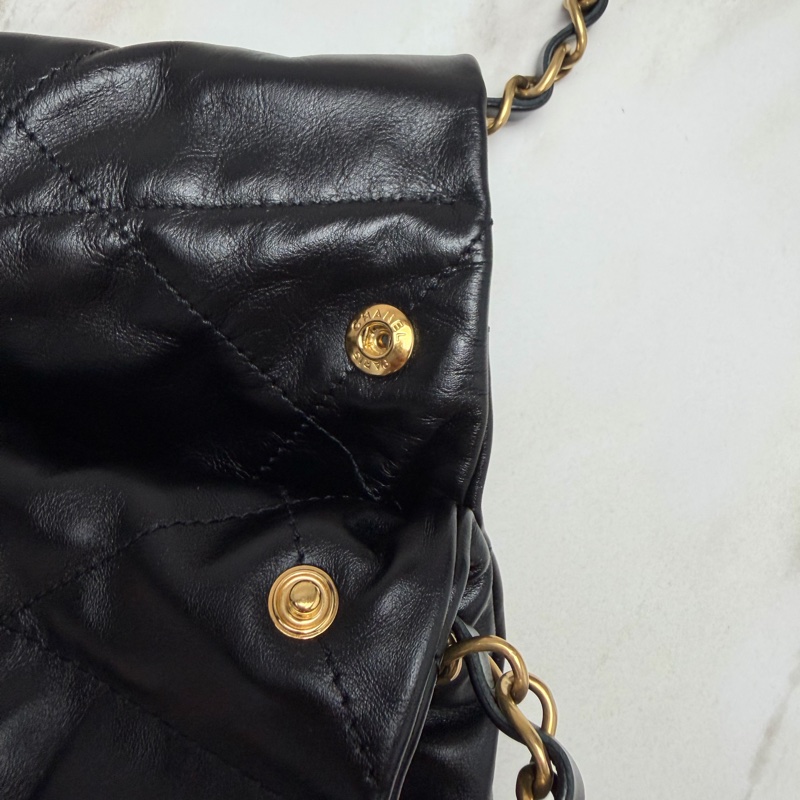 Chanel 香奈兒 22 Bag 黑金 小號-17