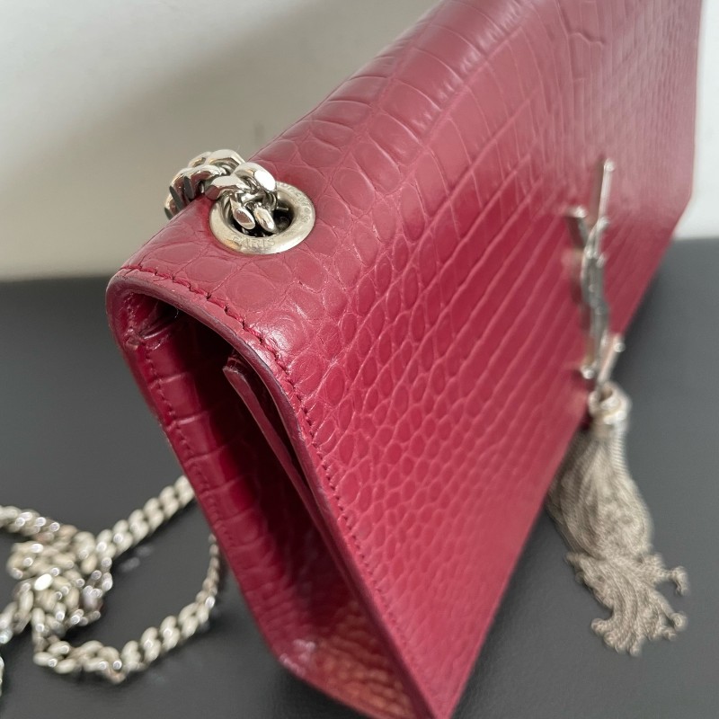 YSL紅色鱷壓紋kate中號流蘇肩背包斜背包-11