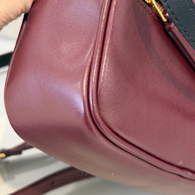 YSL 酒紅色金扣全皮流蘇腰包斜背包-10