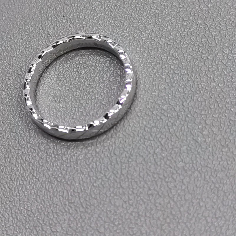 CHANEL CoCo Crush 菱格紋圖騰 窄版 18K白金 戒指 女款 銀色 51號-3