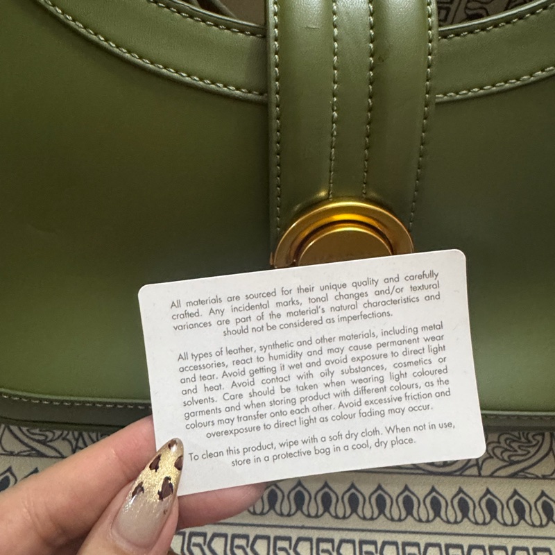 小CK絕版酪梨綠肩背包/側背包/ 半月包/生日禮物#僅背1次-4