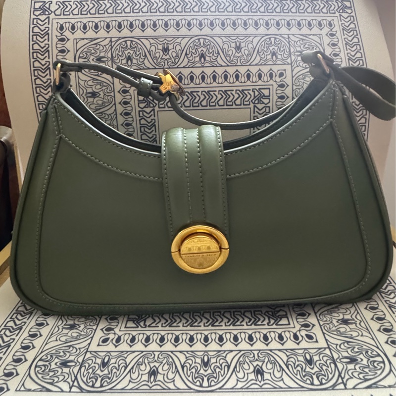 小CK絕版酪梨綠肩背包/側背包/ 半月包/生日禮物#僅背1次-5