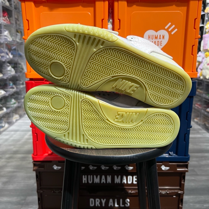 Air Yeezy 2 白鷹Us10-5