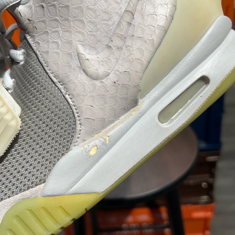 Air Yeezy 2 白鷹Us10-8