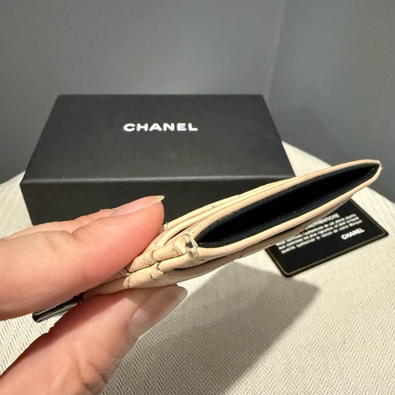 Chanel 香奈兒 流浪系列 卡夾 杏拼黑-12