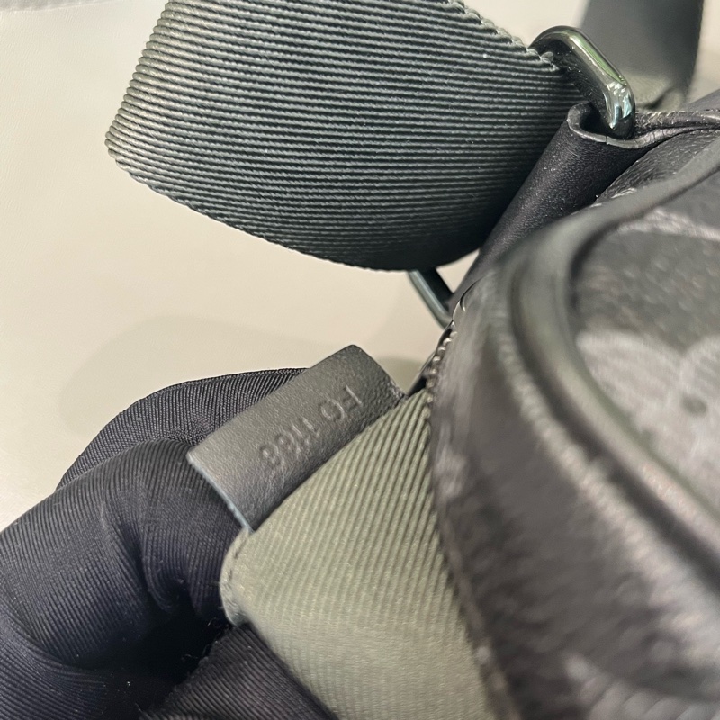 LV 路易威登太陽花 vivienne 小挎包-17