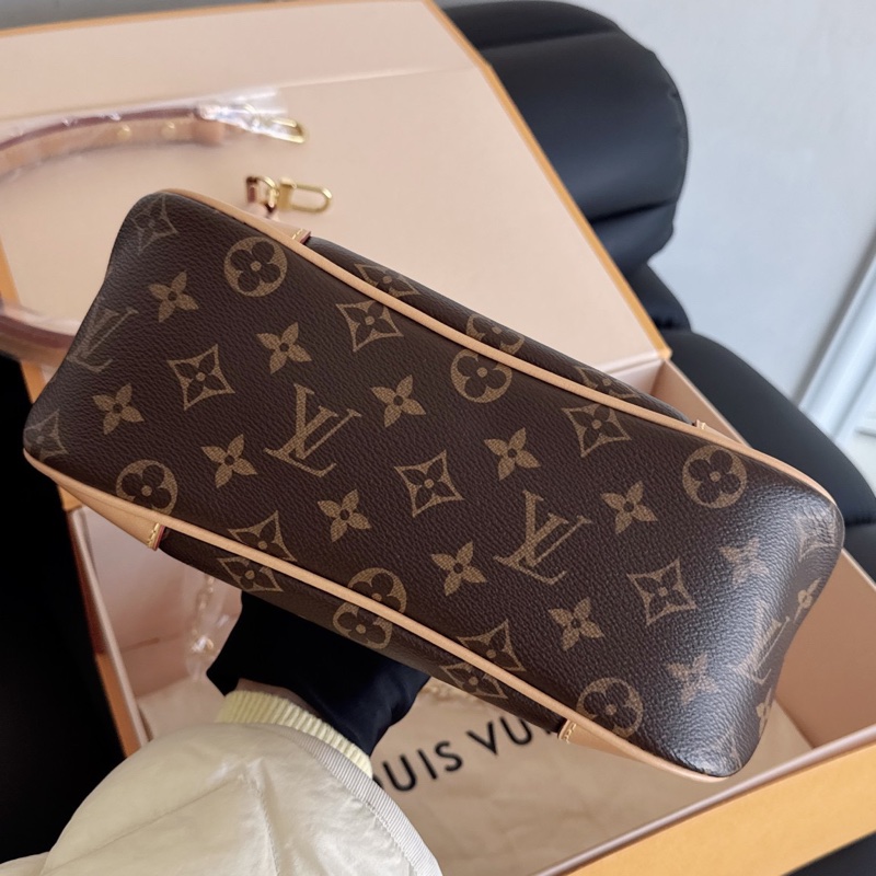【近新閒置品】Louis Vuitton 路易威登LV Boulogne牛角包新款棕邊復古肩背包-4