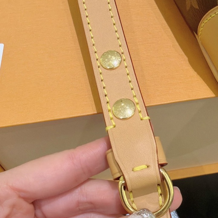 【近新閒置品】Louis Vuitton 路易威登LV Boulogne牛角包新款棕邊復古肩背包-16