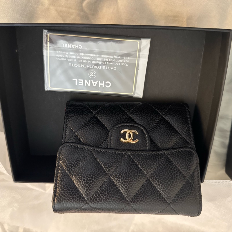 CHANEL 荔枝菱格紋牛皮 三摺短夾 金釦-30