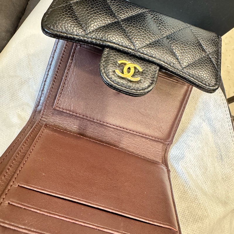 CHANEL 荔枝菱格紋牛皮 三摺短夾 金釦-4