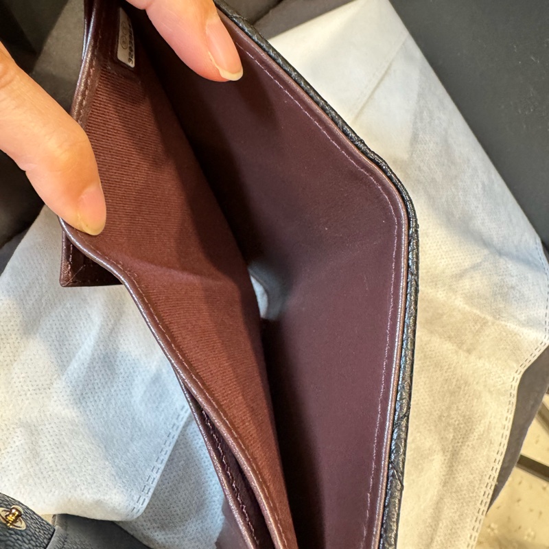 CHANEL 荔枝菱格紋牛皮 三摺短夾 金釦-6