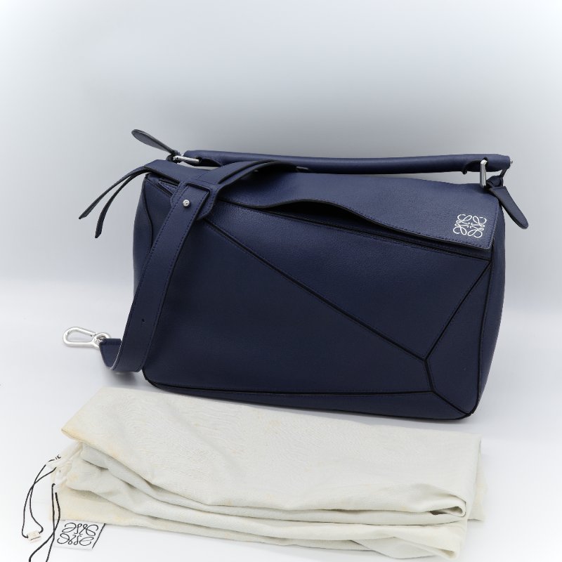 Loewe 羅威 Puzzle 大號 深藍色 牛皮 斜挎包 手提包-0