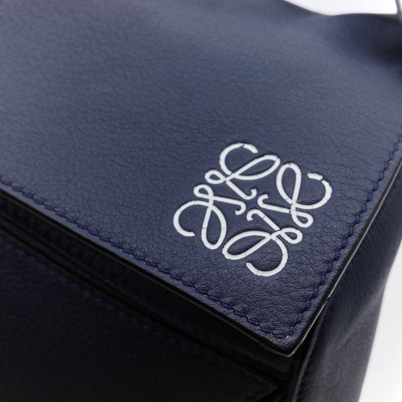 Loewe 羅威 Puzzle 大號 深藍色 牛皮 斜挎包 手提包-5