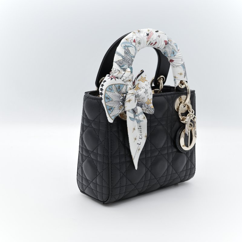 (專櫃 175,000) 近新品況🎁 配件齊全 Dior 迪奧 Lady Dior mini 黑色 籐格紋羊皮 羊皮 肩背包 小型手提包 附背帶及L'Étoile Mitzah 絲巾-4