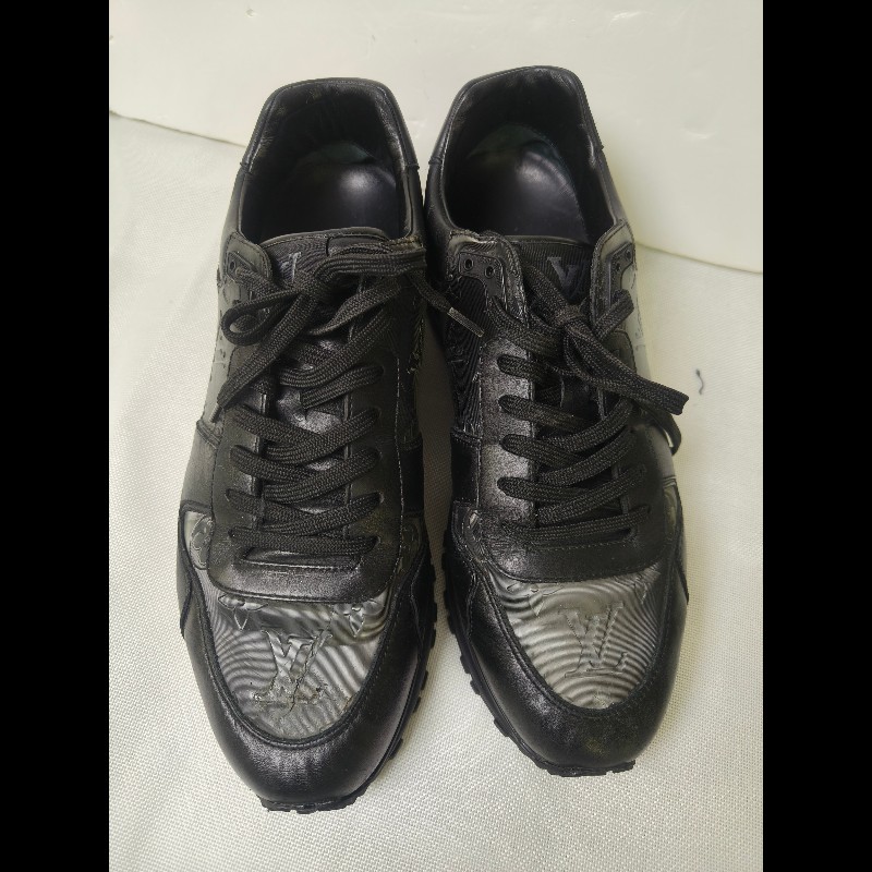 【LV👜全品項限時降價‼️】㊣✨Louis Vuitton✨**尺寸:7**(附鞋盒)路易威登 LV 黑武士 老花 黑色 潮流 皮革 拼接 球鞋 休閒鞋 運動鞋/二手鞋/二手精品/保證正品🌳二手樹屋🌳-1