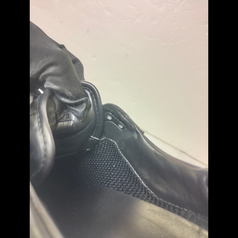 【LV👜全品項限時降價‼️】㊣✨Louis Vuitton✨**尺寸:7**(附鞋盒)路易威登 LV 黑武士 老花 黑色 潮流 皮革 拼接 球鞋 休閒鞋 運動鞋/二手鞋/二手精品/保證正品🌳二手樹屋🌳-23