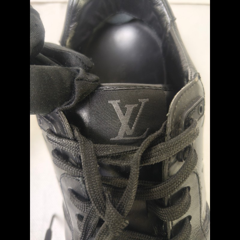 【LV👜全品項限時降價‼️】㊣✨Louis Vuitton✨**尺寸:7**(附鞋盒)路易威登 LV 黑武士 老花 黑色 潮流 皮革 拼接 球鞋 休閒鞋 運動鞋/二手鞋/二手精品/保證正品🌳二手樹屋🌳-36