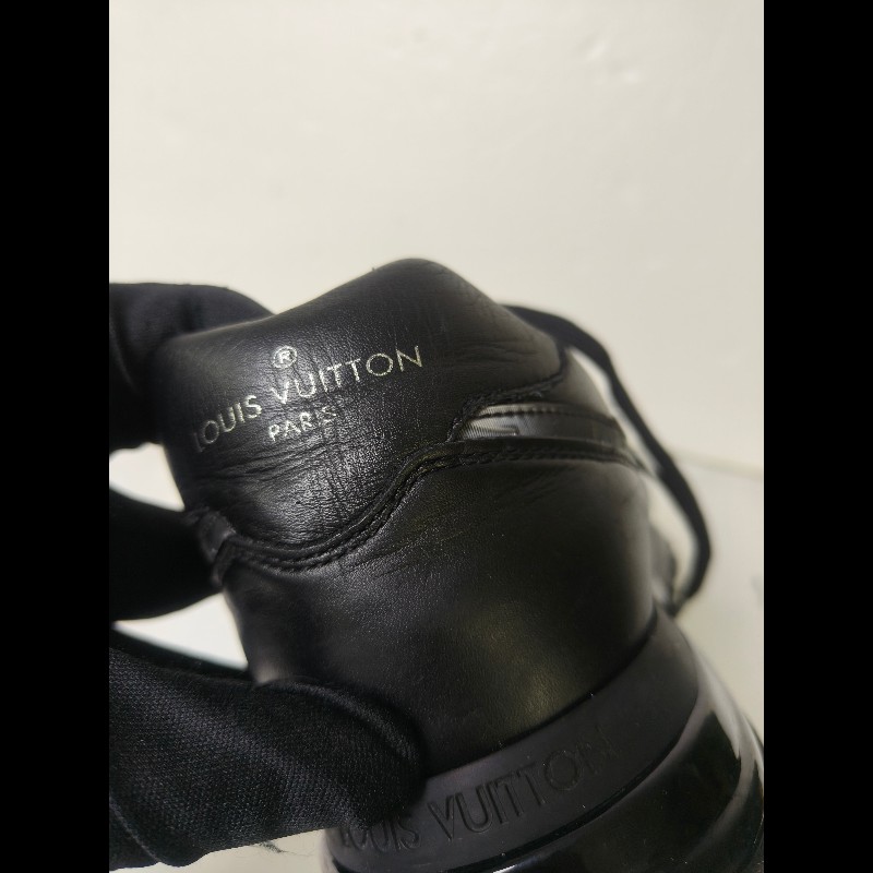 【LV👜全品項限時降價‼️】㊣✨Louis Vuitton✨**尺寸:7**(附鞋盒)路易威登 LV 黑武士 老花 黑色 潮流 皮革 拼接 球鞋 休閒鞋 運動鞋/二手鞋/二手精品/保證正品🌳二手樹屋🌳-39