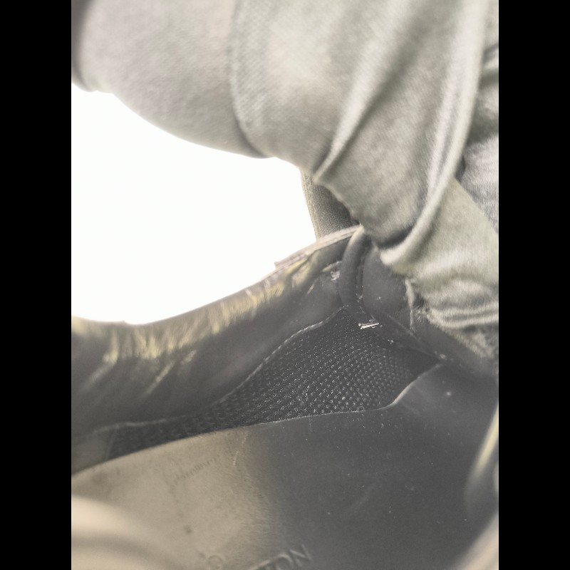 【LV👜全品項限時降價‼️】㊣✨Louis Vuitton✨**尺寸:7**(附鞋盒)路易威登 LV 黑武士 老花 黑色 潮流 皮革 拼接 球鞋 休閒鞋 運動鞋/二手鞋/二手精品/保證正品🌳二手樹屋🌳-42