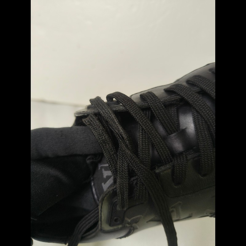 【LV👜全品項限時降價‼️】㊣✨Louis Vuitton✨**尺寸:7**(附鞋盒)路易威登 LV 黑武士 老花 黑色 潮流 皮革 拼接 球鞋 休閒鞋 運動鞋/二手鞋/二手精品/保證正品🌳二手樹屋🌳-43