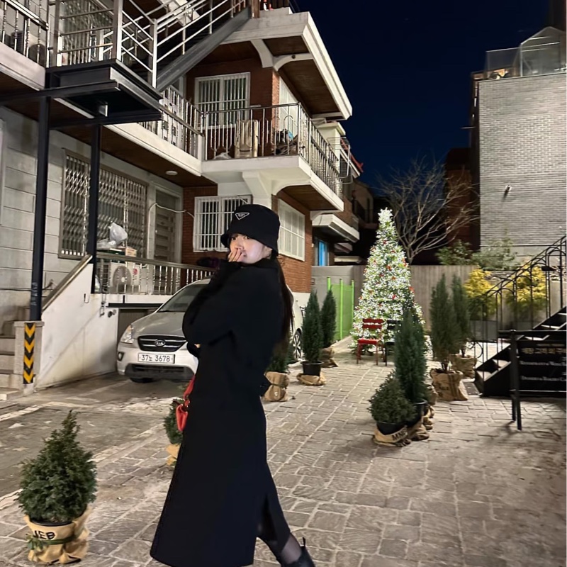 PRADA 黑色 三角logo 漁夫帽 遮陽帽 休閒帽 帽子-10