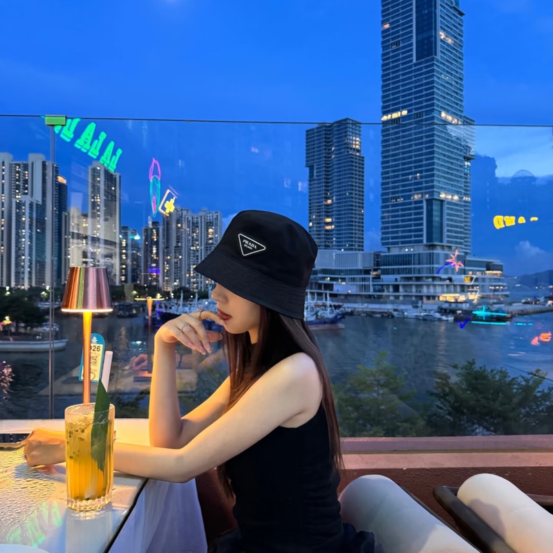 PRADA 黑色 三角logo 漁夫帽 遮陽帽 休閒帽 帽子-11