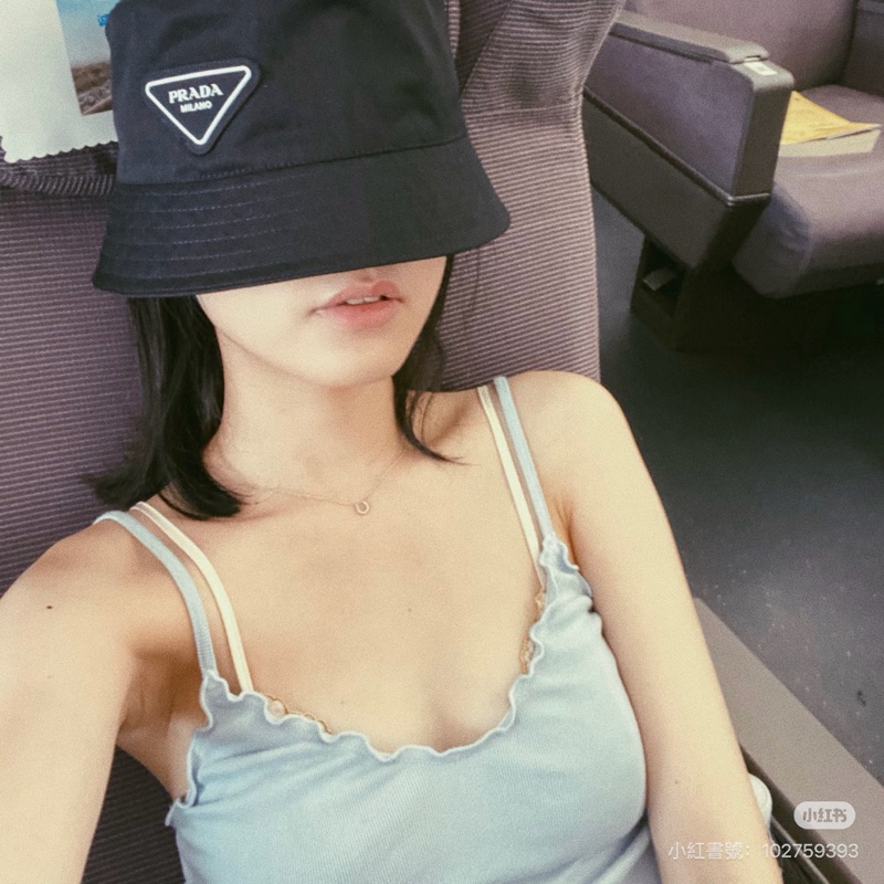 PRADA 黑色 三角logo 漁夫帽 遮陽帽 休閒帽 帽子-19