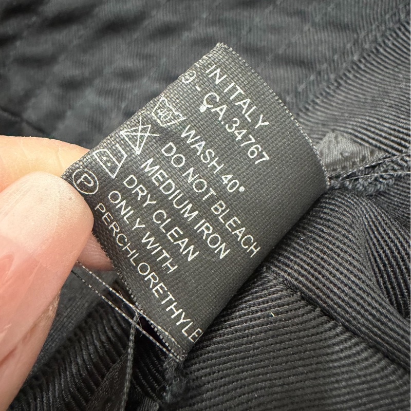 PRADA 黑色 三角logo 漁夫帽 遮陽帽 休閒帽 帽子-25