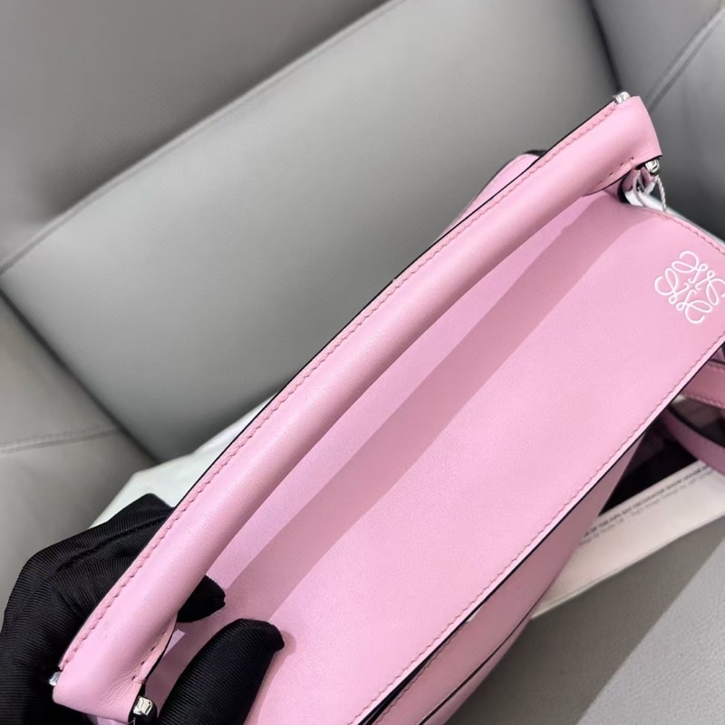 98新Loewe羅意威櫻花粉puzzle 底長25 52有塵袋-5