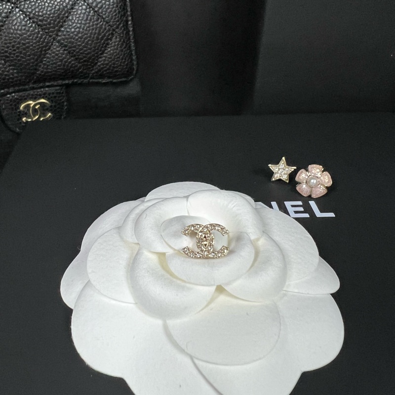 Chanel 26C金色耳環 星星 花朵 雙C(針式)-4