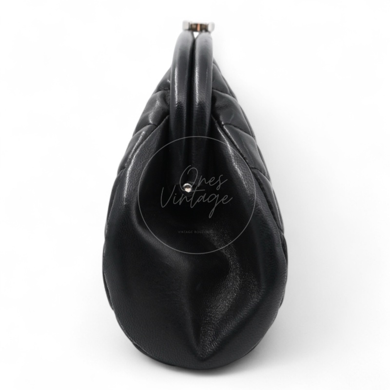 [Pre-owned] Chanel Quilted Timeless Kisslock Clutch Black Lambskin Bag-5