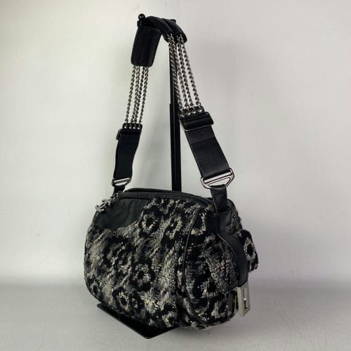 Chanel • 山茶花黑白毛呢拼皮多鏈條圓筒包 全網唯一-2