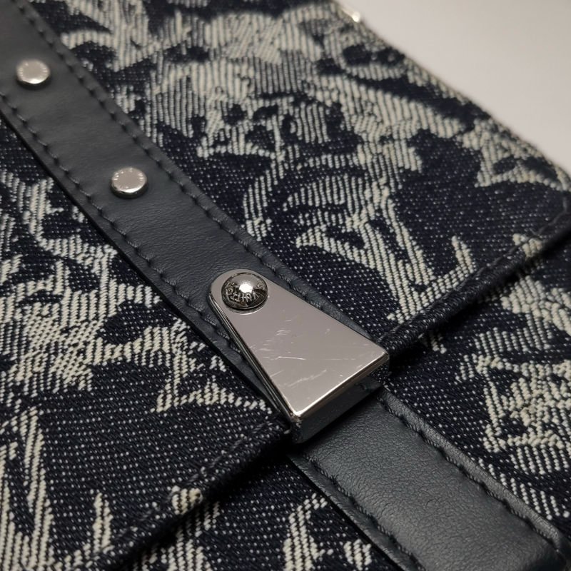 Louis Vuitton(LV)Trunk牛皮帆布花卉字母logo斜挎包-12