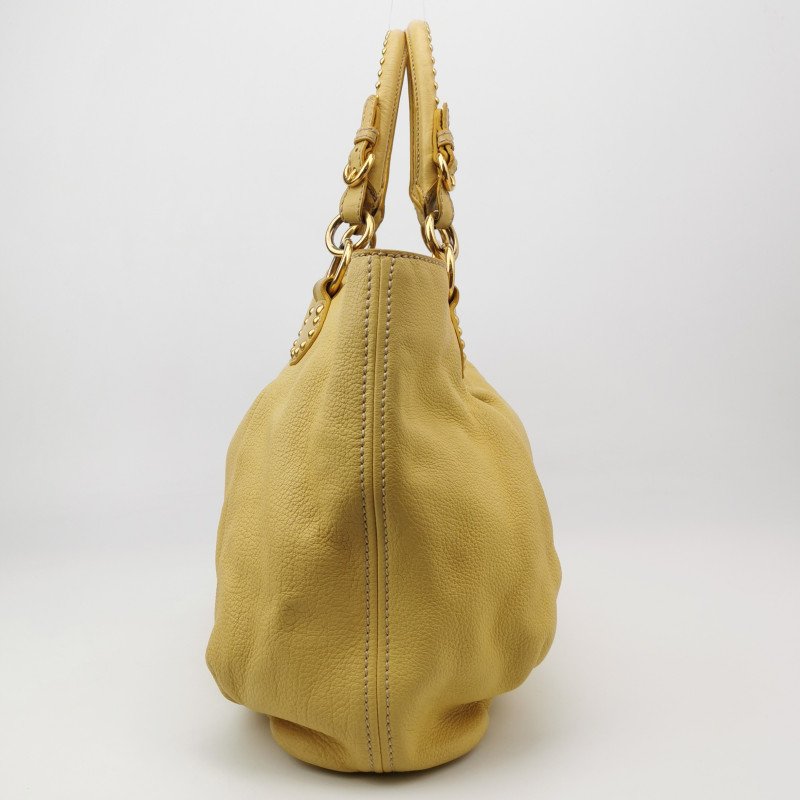 Miu Miu牛皮純色字母Logo鉚釘裝飾單肩包-3