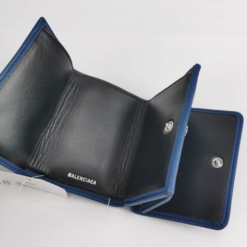 Balenciaga牛皮純色字母Logo錢包-5