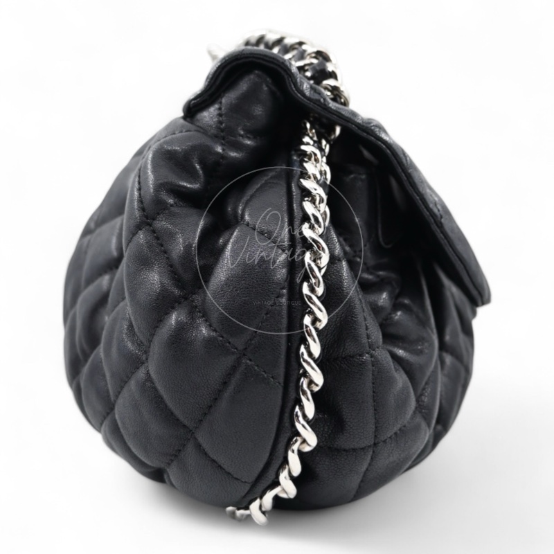 [Pre-owned] Chanel Black Caviar Chain Around Shoulder Bag-1