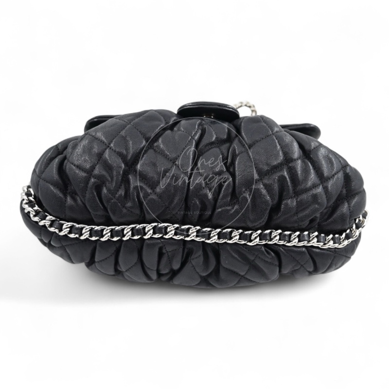 [Pre-owned] Chanel Black Caviar Chain Around Shoulder Bag-5