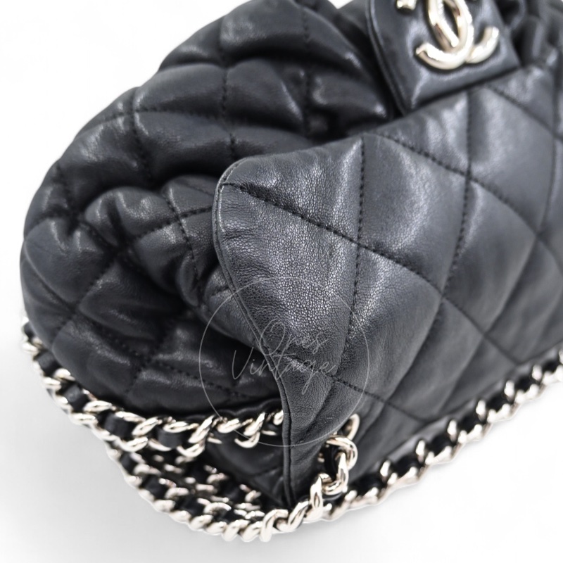 [Pre-owned] Chanel Black Caviar Chain Around Shoulder Bag-9